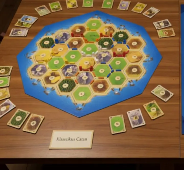 Catan alaptérkép és bővítmény-térképek összehasonlító illusztrációja